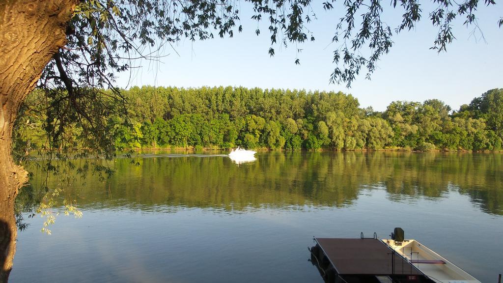 Tiszavirag Nyaralohaz Villa Szeged Luaran gambar