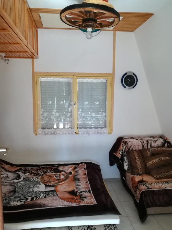 Tiszavirag Nyaralohaz Villa Szeged Luaran gambar