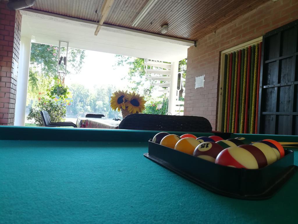 Tiszavirag Nyaralohaz Villa Szeged Luaran gambar