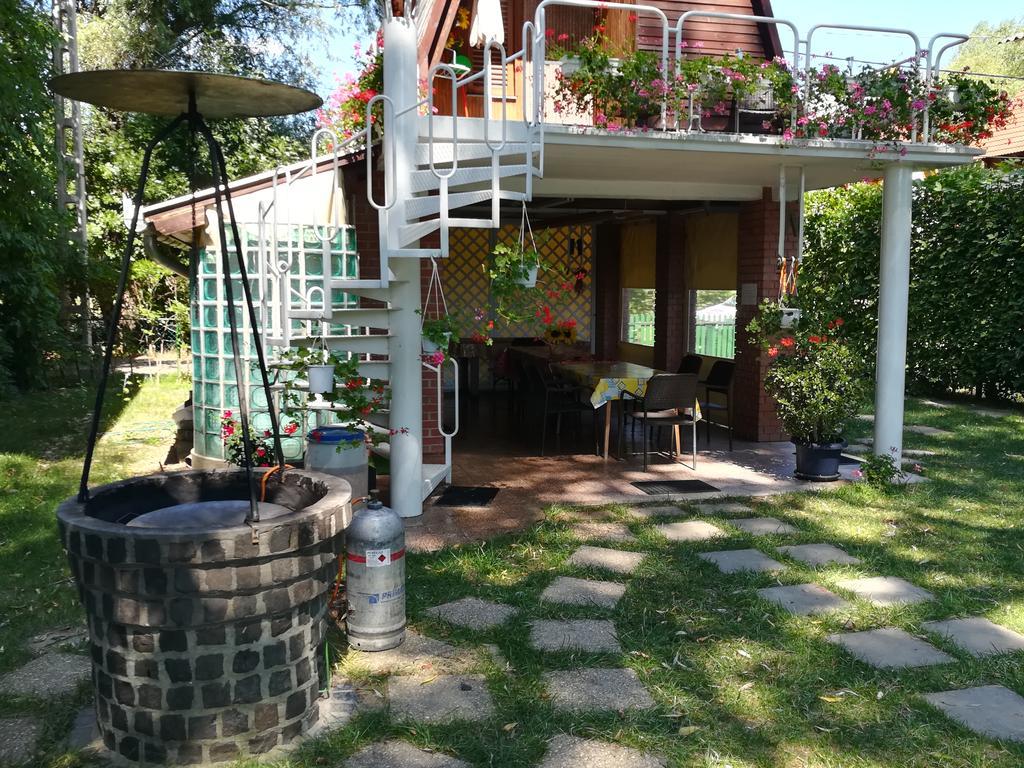 Tiszavirag Nyaralohaz Villa Szeged Luaran gambar