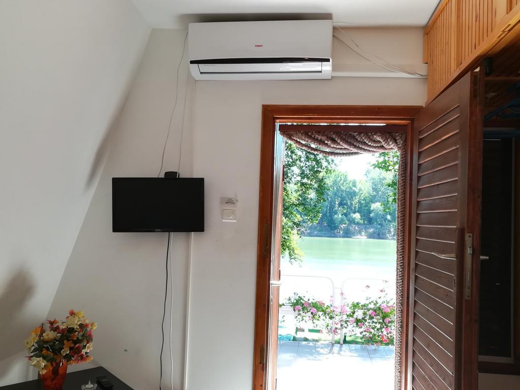 Tiszavirag Nyaralohaz Villa Szeged Luaran gambar